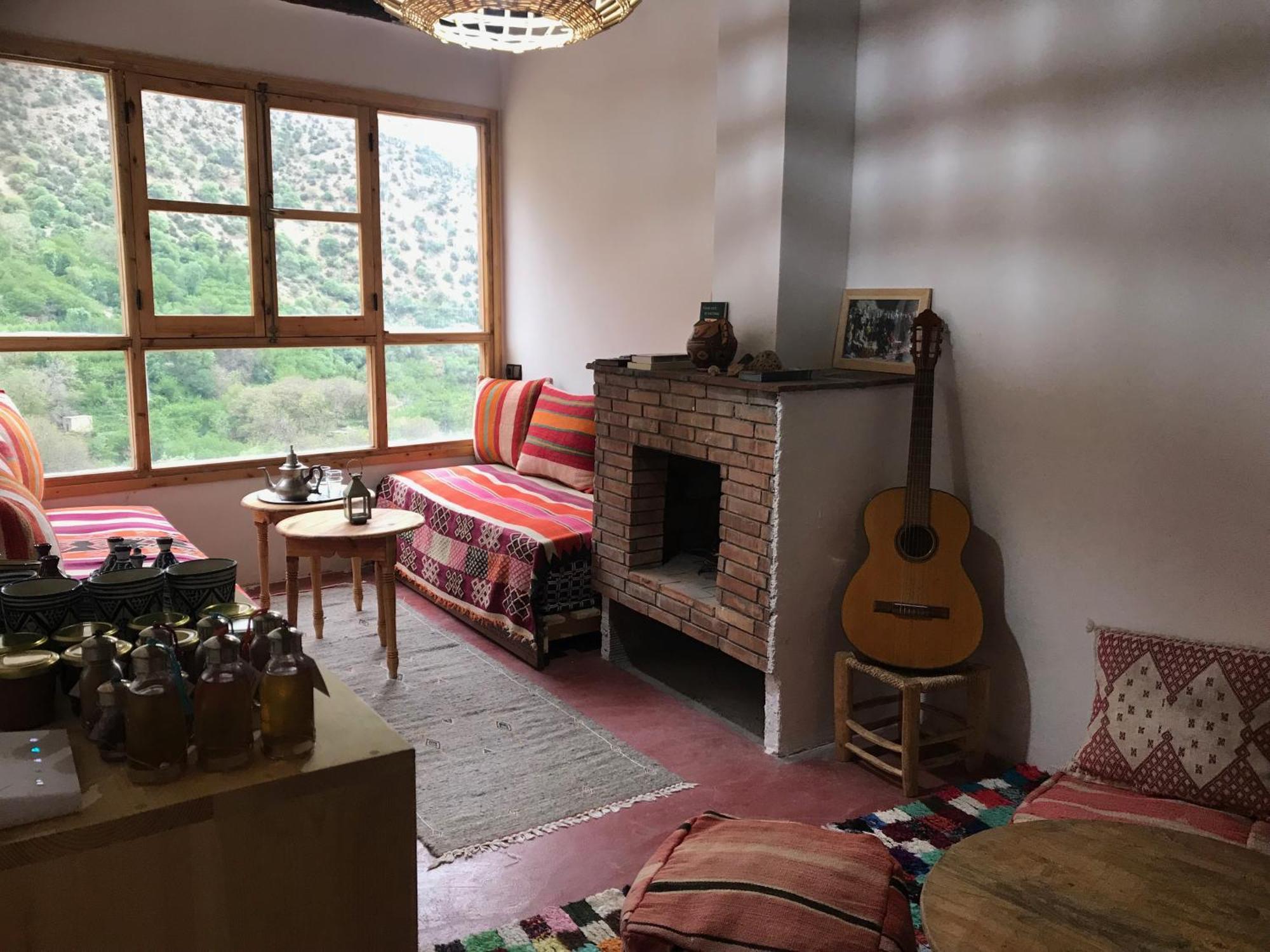 Bed and Breakfast Amlougui House Asgaour Экстерьер фото
